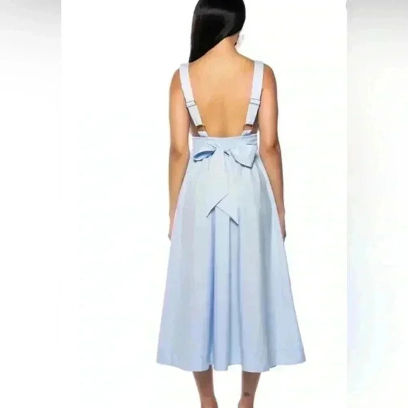 Mable women’s Tie Front Midi Dress Blue size Small features a plunging neckline - Picture 5 of 12